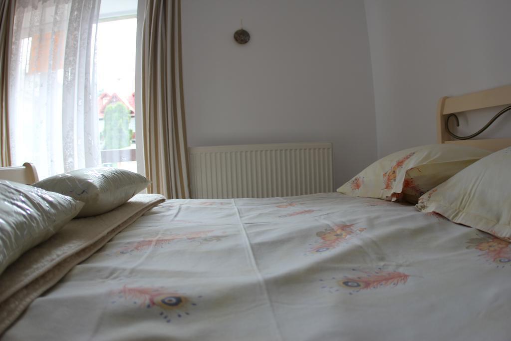 Happy Holiday Apartments Predeal Bagian luar foto